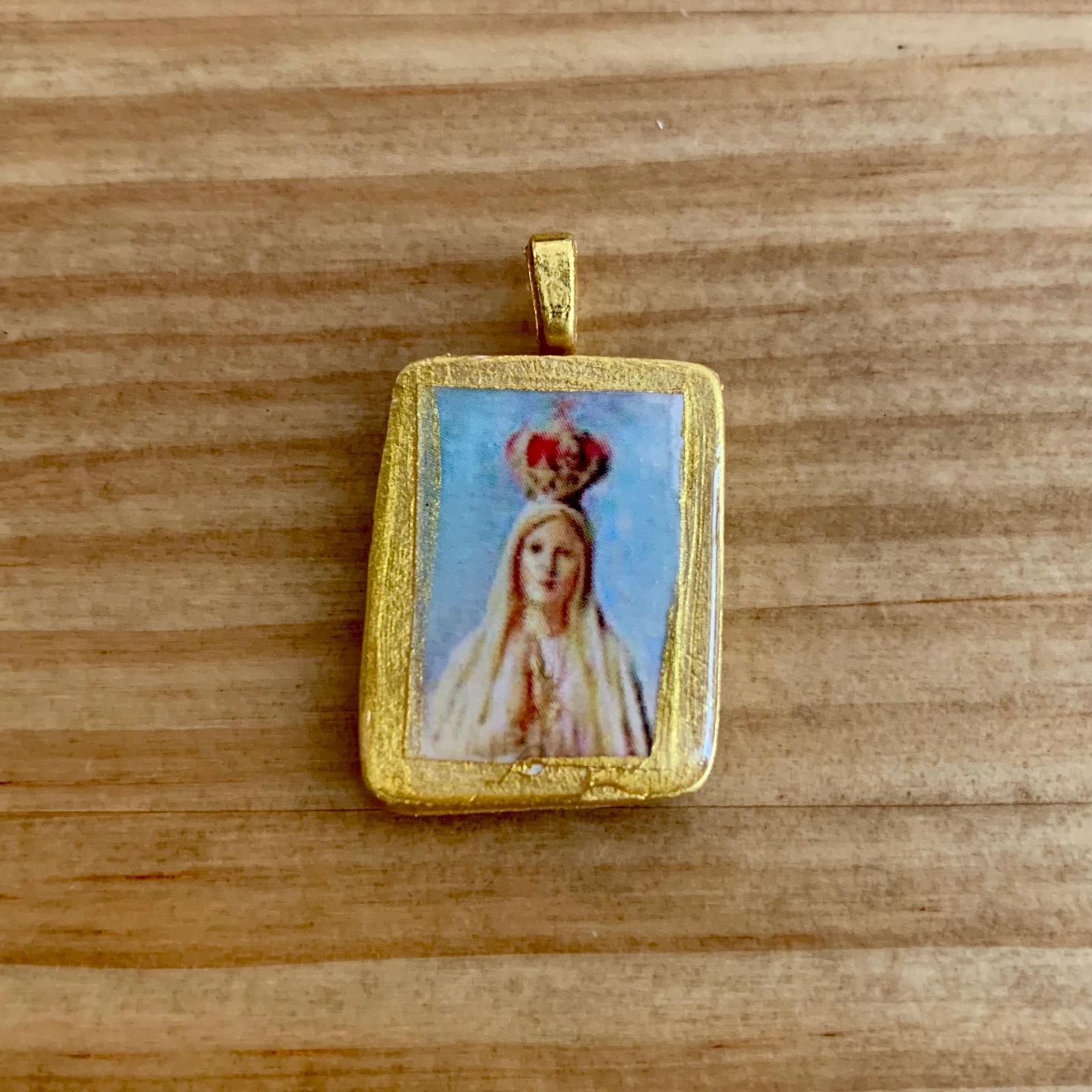 COLLAR CORDON CON MEDALLA RECTANGULAR NUESTRA SEÑORA DE FATIMA