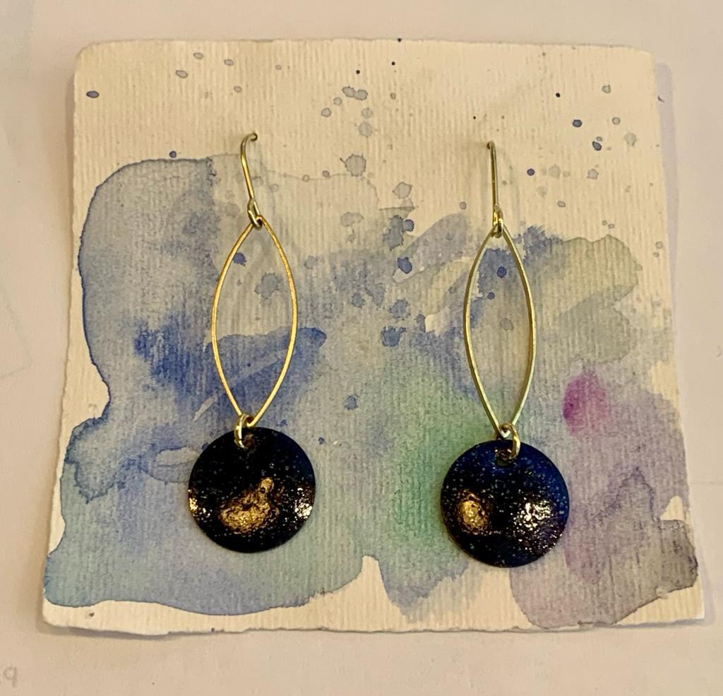 PENDIENTES LARGOS CON ESMALTE AZUL