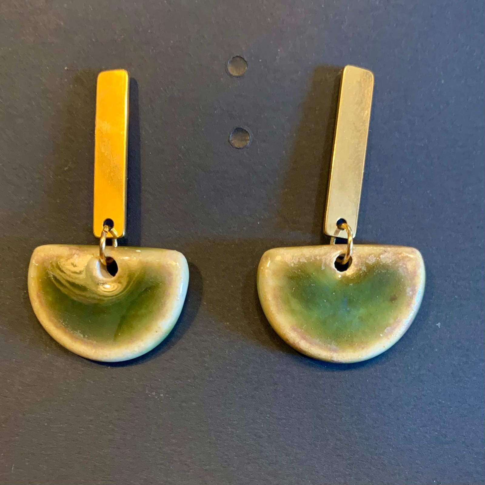 PENDIENTES CERAMICA VERDE ORO VERTICAL