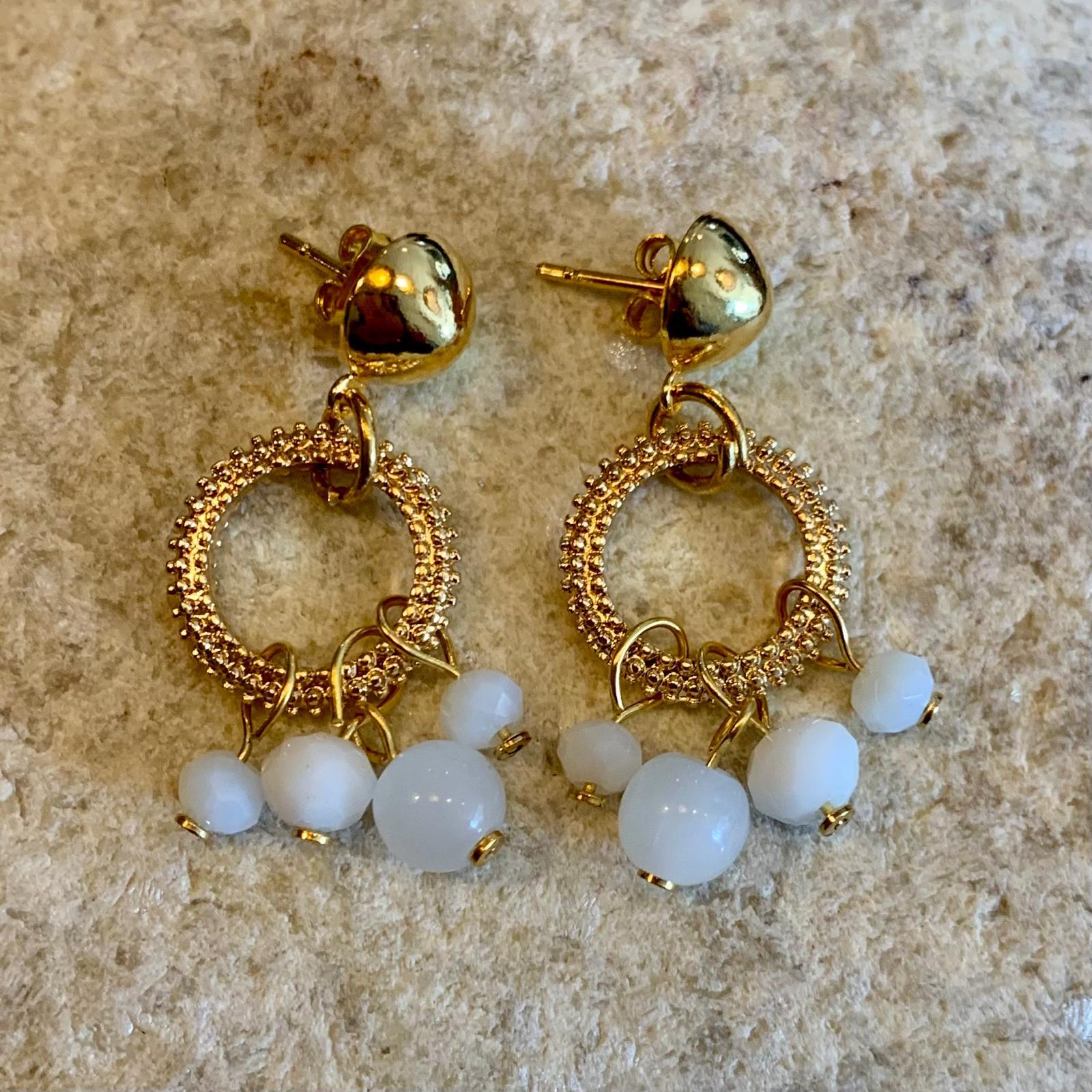 PENDIENTES LA TANA BLANCOS