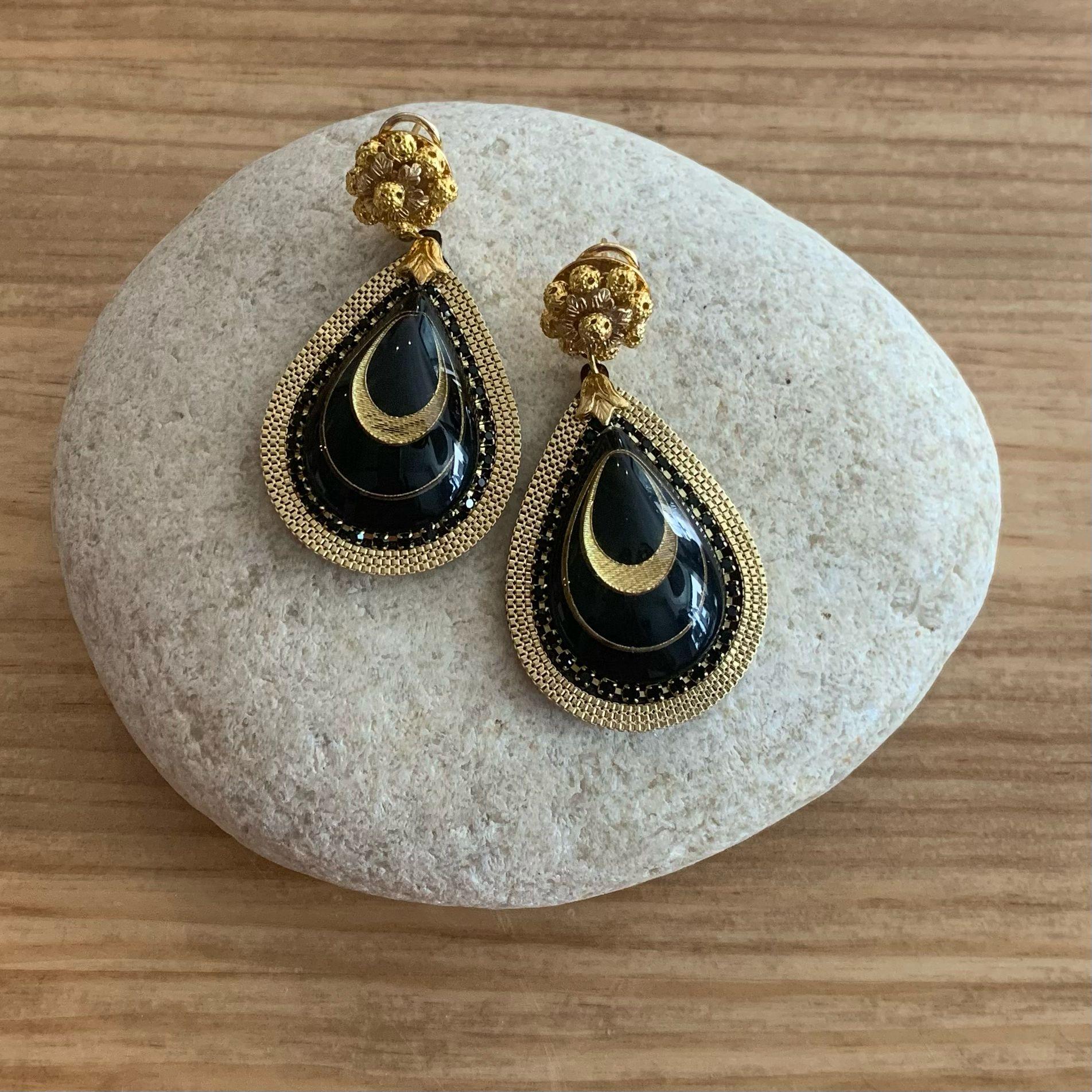 PENDIENTES CLASICO NEGROS