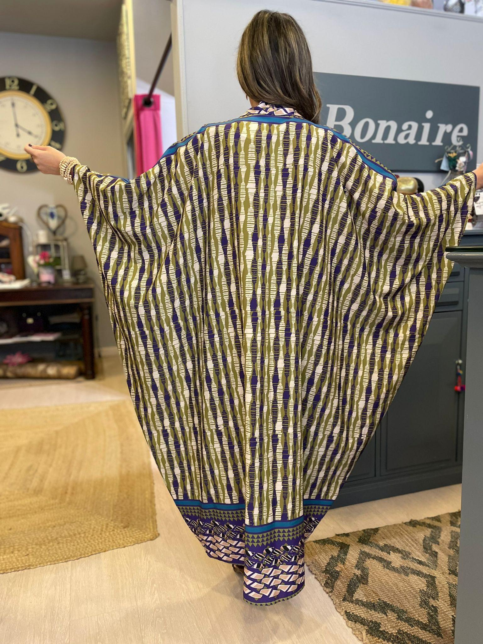 Kimono largo oversize estampado.