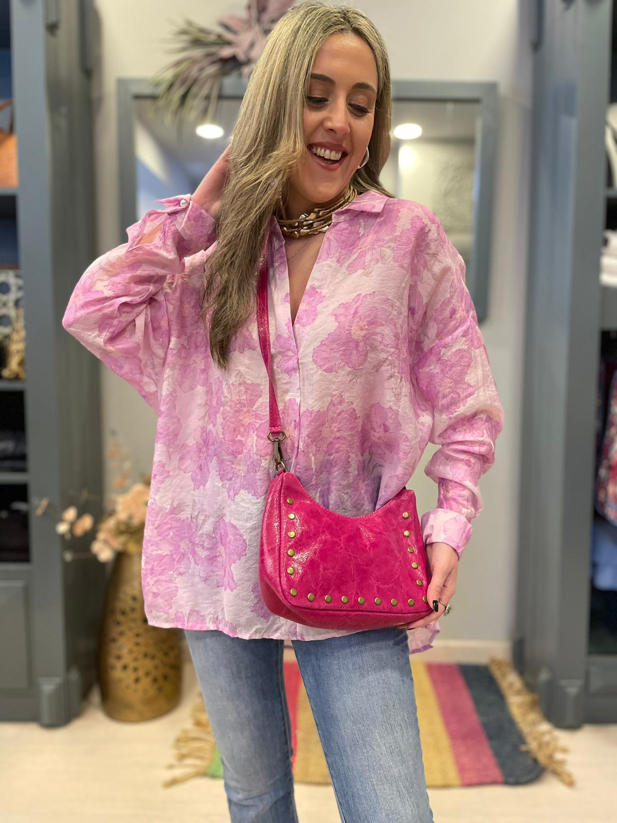 Blusa de gasa estampado floral.