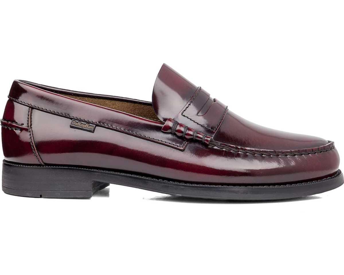 Zapato castellano 16100 color rioja de Callaghan