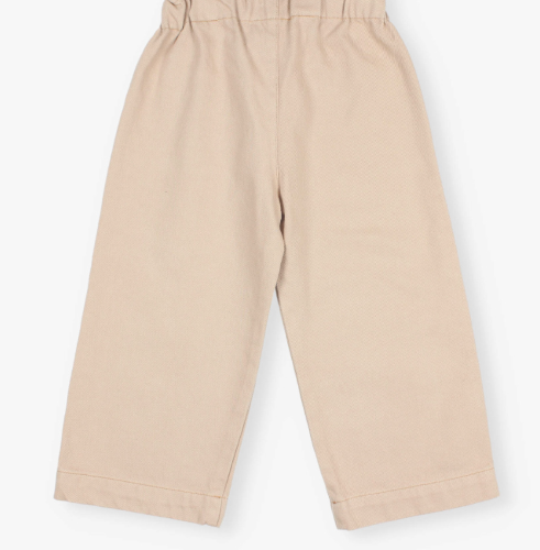 Pantalones y bermudas para niña