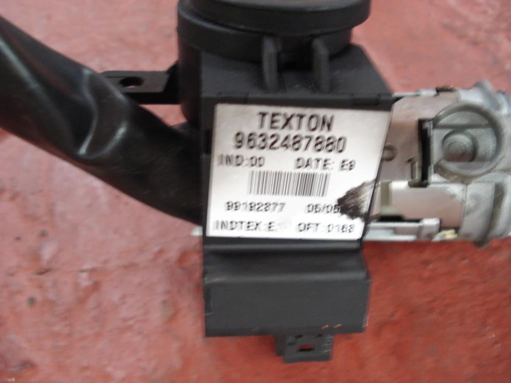 LECTOR LLAVE