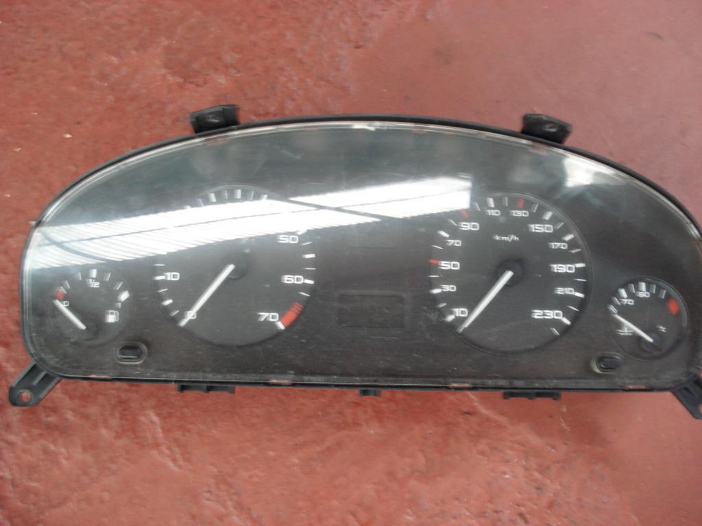 CUADRO DE INSTRUMENTOS PEUGEOT 406
