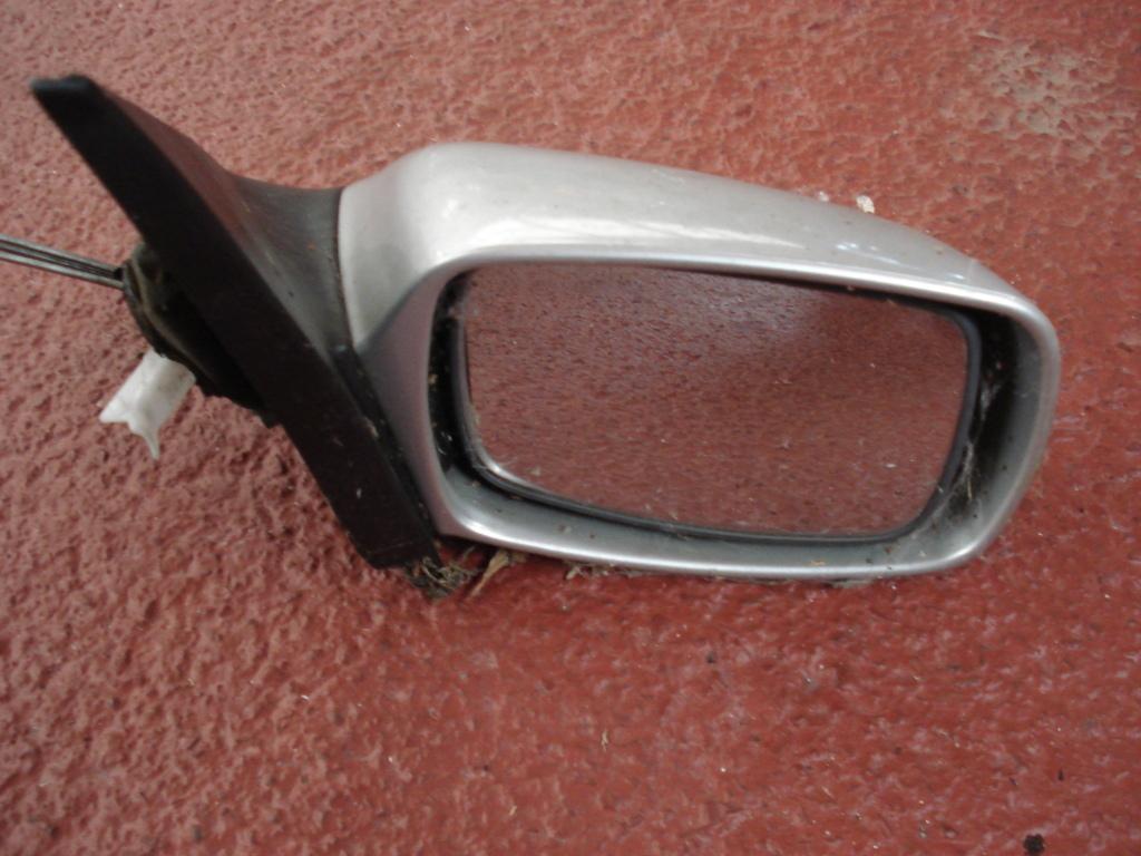 ESPEJO RETROVISOR DERECHO