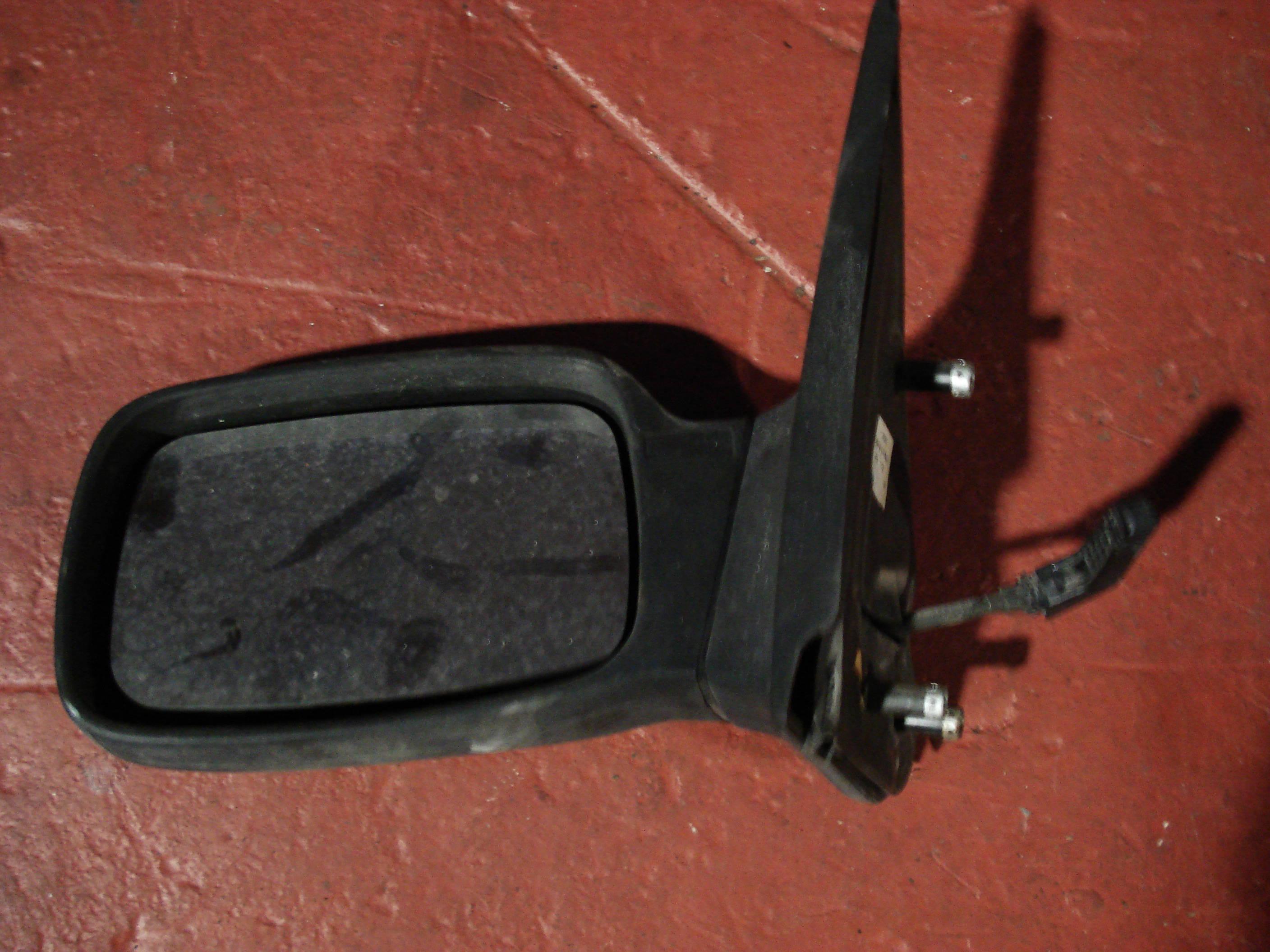Espejo izquierdo manual