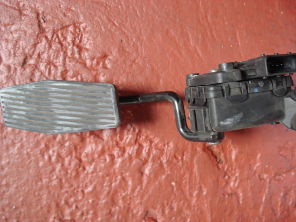 ACELERADOR ELECTRICO