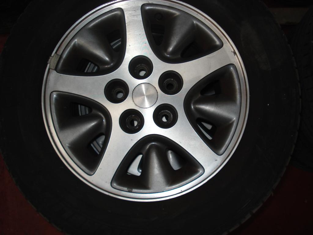 JUEGO DE LLANTAS CHRYSLER GRAN VOYAGER