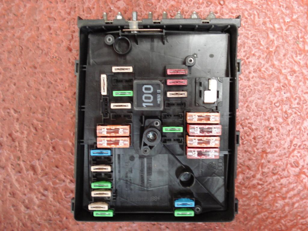 CAJA DE FUSIBLES