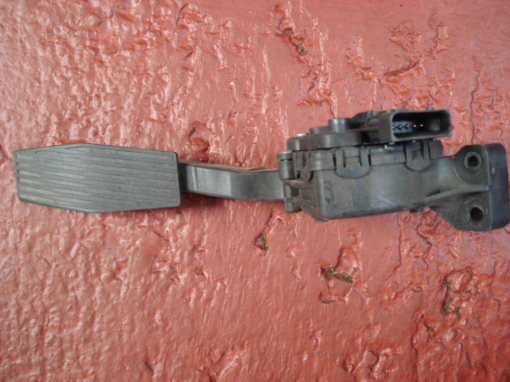 ACELERADOR ELECTRICO