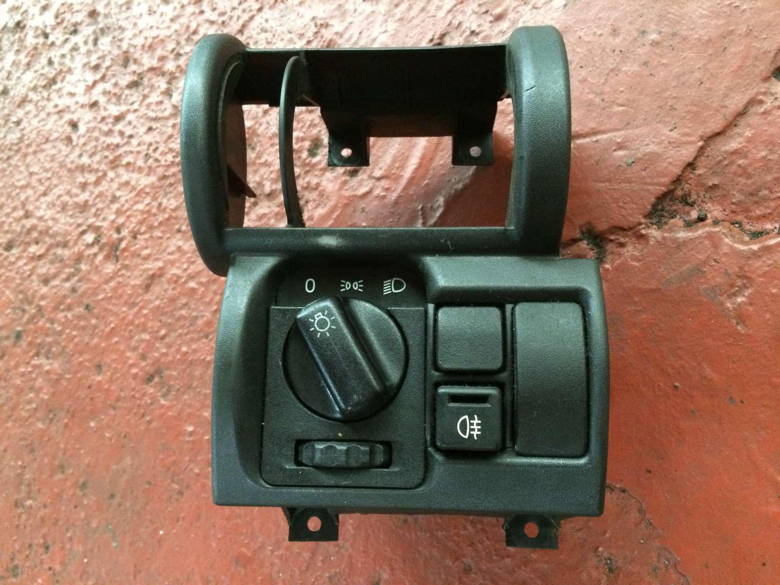 LLAVE LUCES