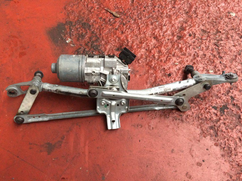 MOTOR LIMPIAPARABRISAS DL 