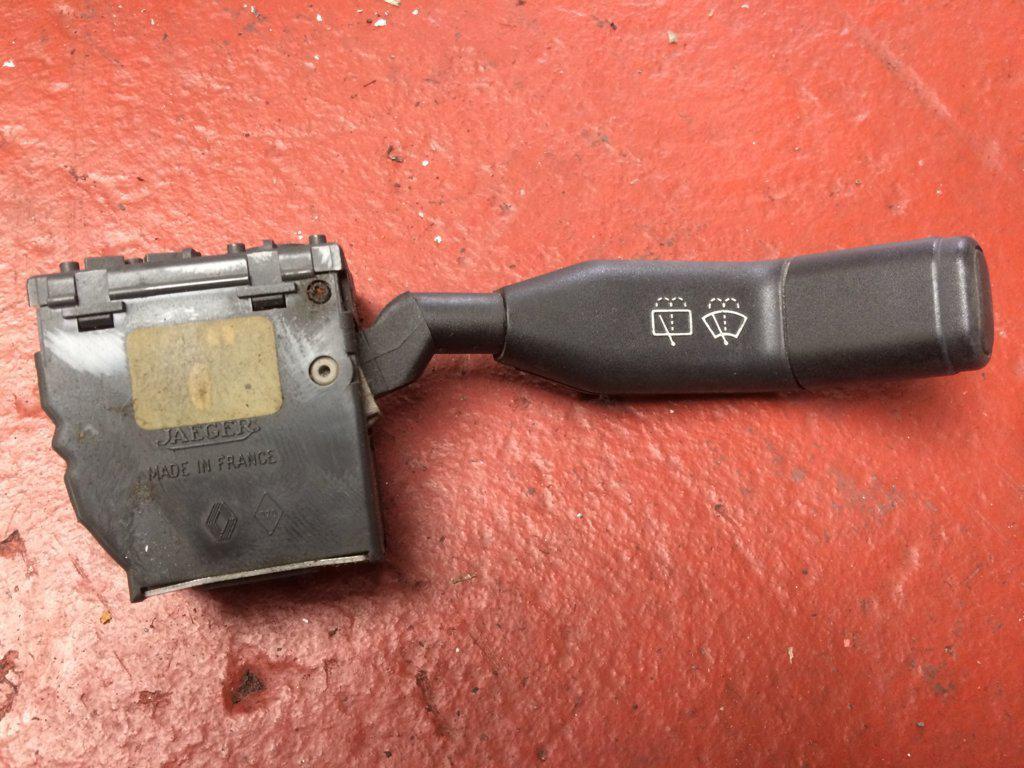 LLAVE DE LIMPIAPARABRISAS 