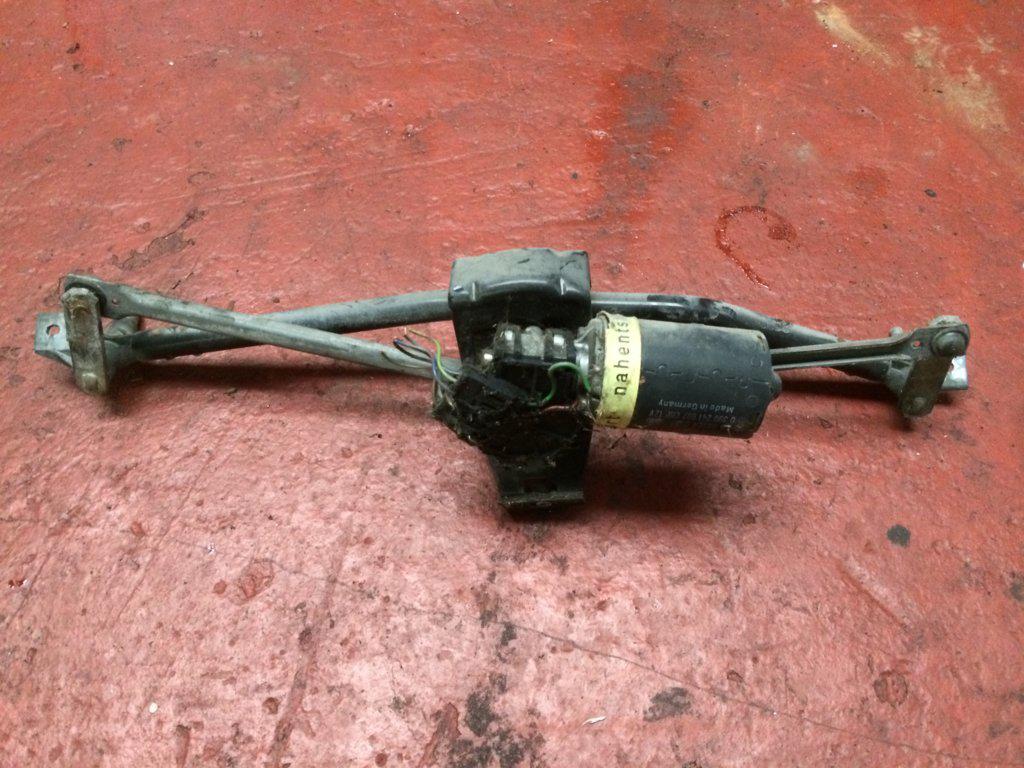 MOTOR LIMPIAPARABRISAS DL