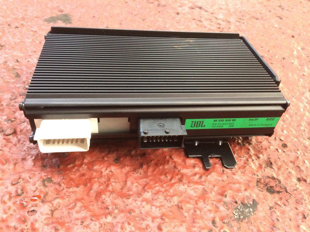 UNIDAD AMPLIFICADOR AUDIO
