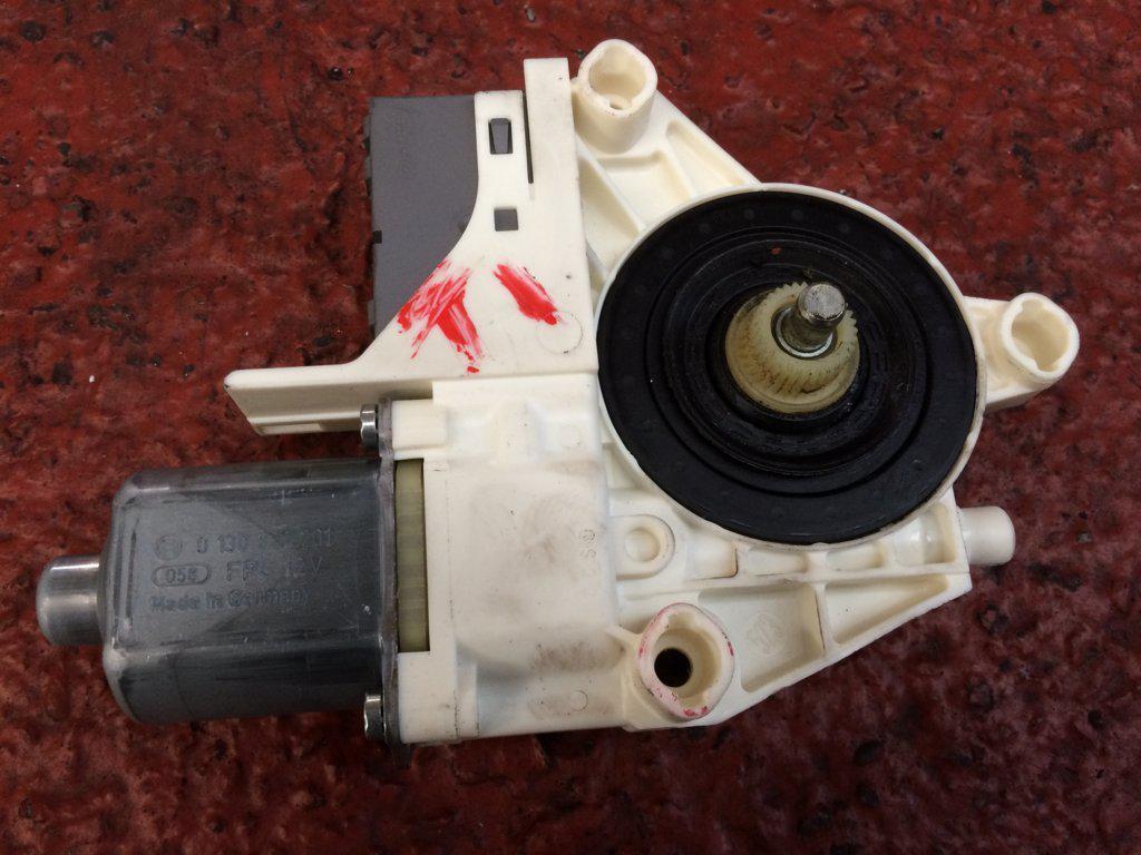 MOTOR ELEVALUNAS TR IZDO
