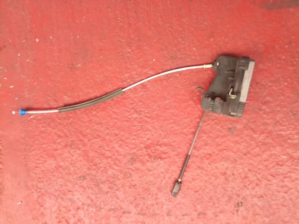  CERRADURA DL DCHA 