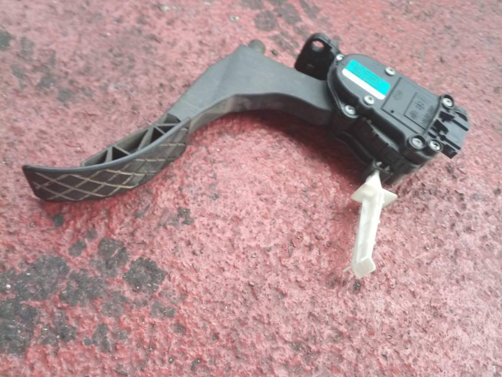  POTENCIOMETRO PEDAL 
