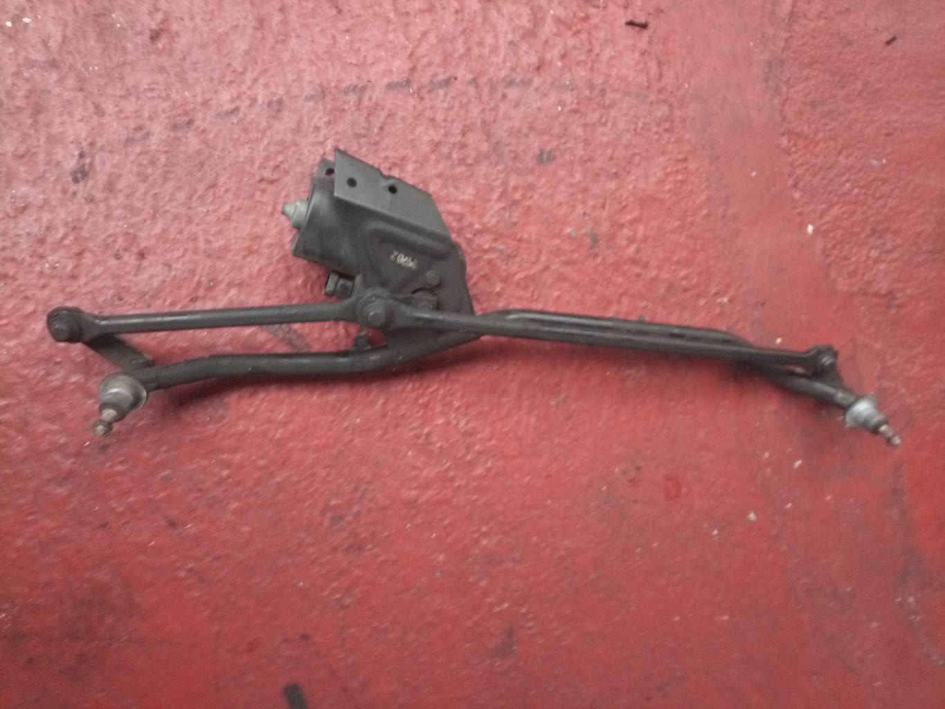 MOTOR LIMPIAPARABRISAS DL 