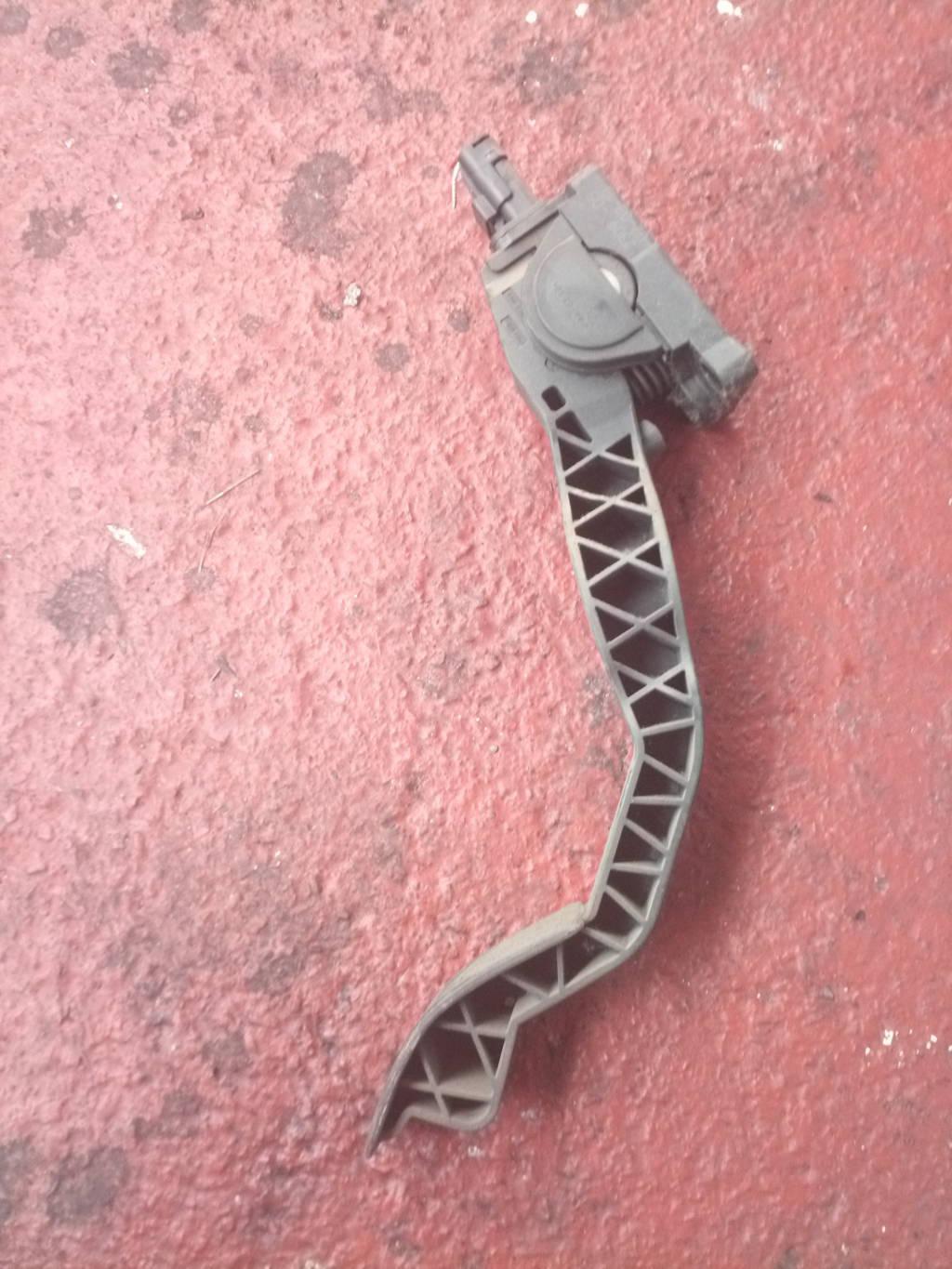  POTENCIOMETRO PEDAL 
