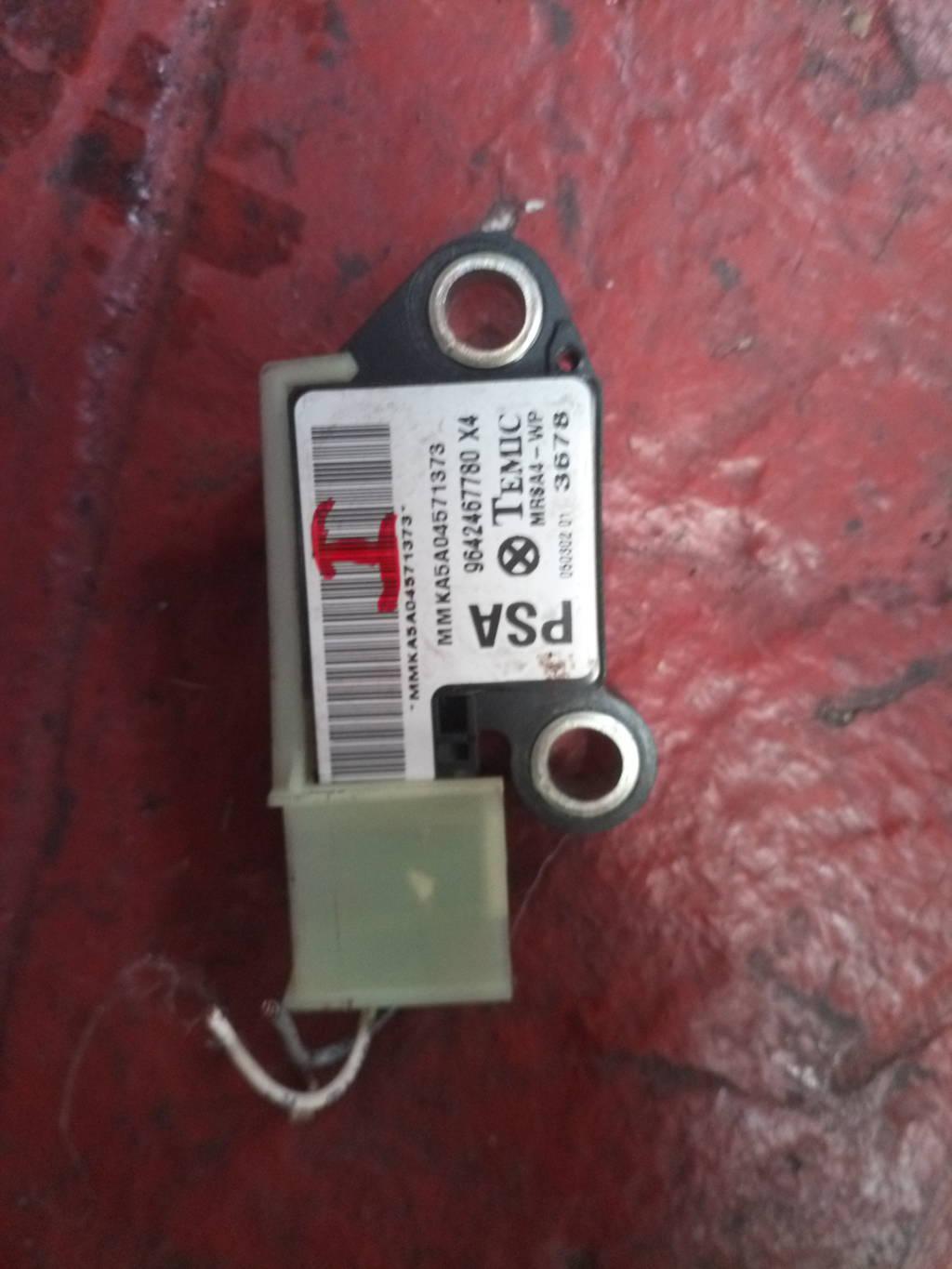 SENSOR IMPACTO IZDO