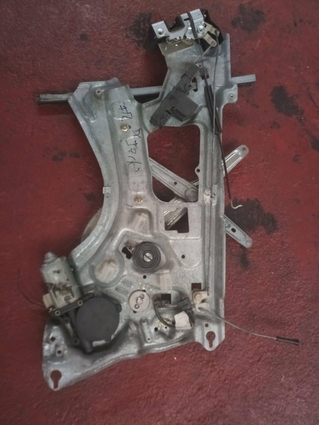 ELEVALUNAS DL IZDO+CERRADURA