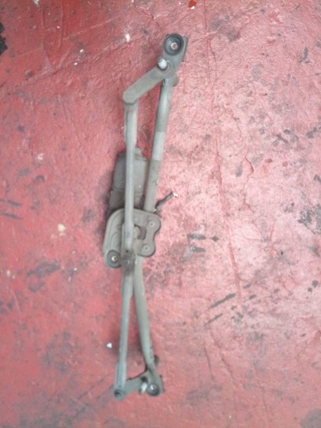 MOTOR LIMPIAPARABRISAS DL 