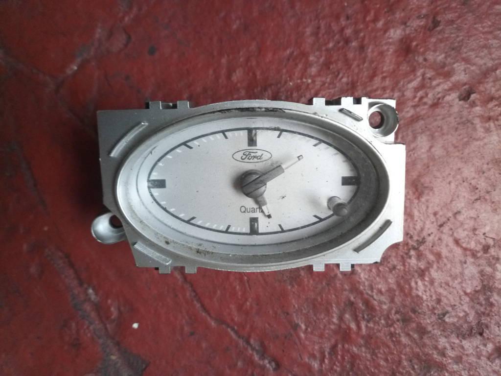 RELOJ