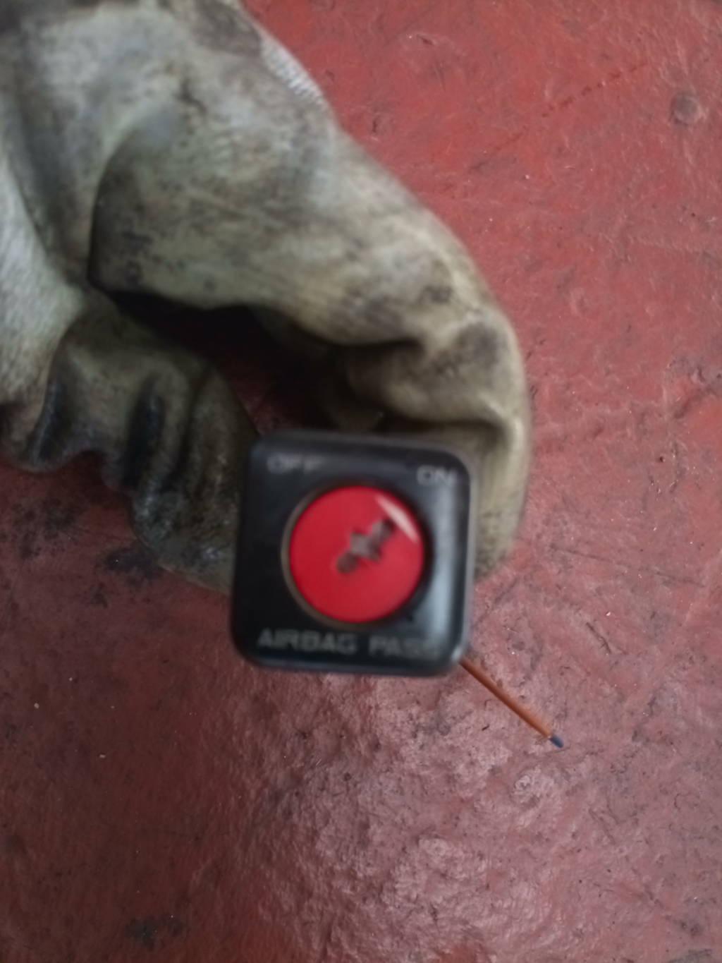  TECLA DESCONEXION AIRBAG 