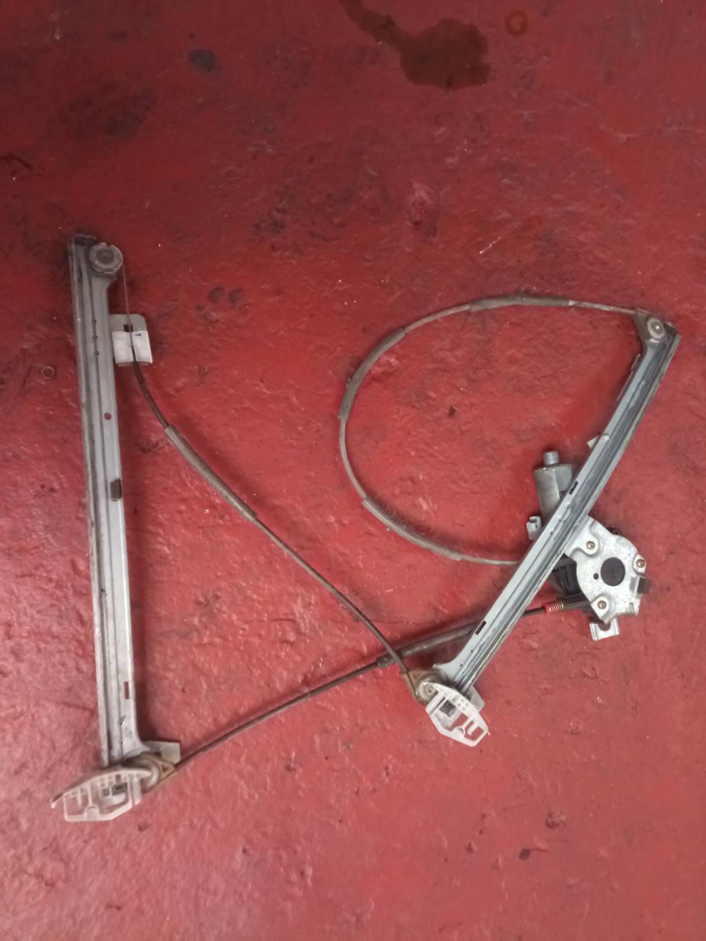 ELEVALUNAS DL IZDO 
