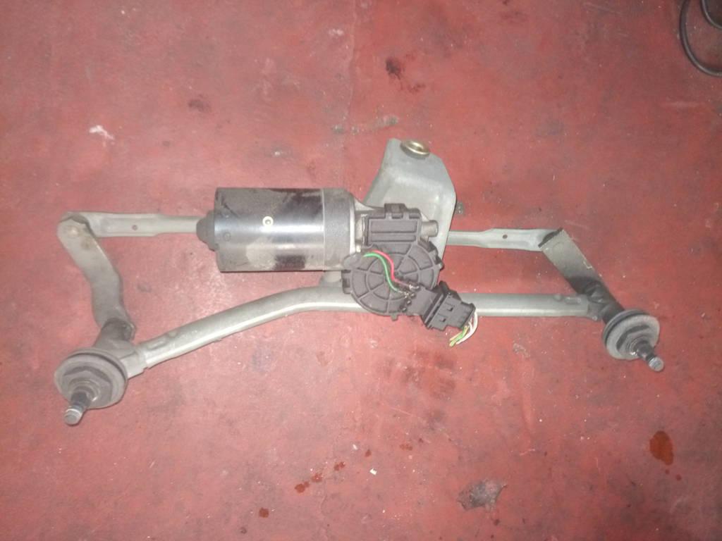 MOTOR LIMPIAPARABRISAS DL 