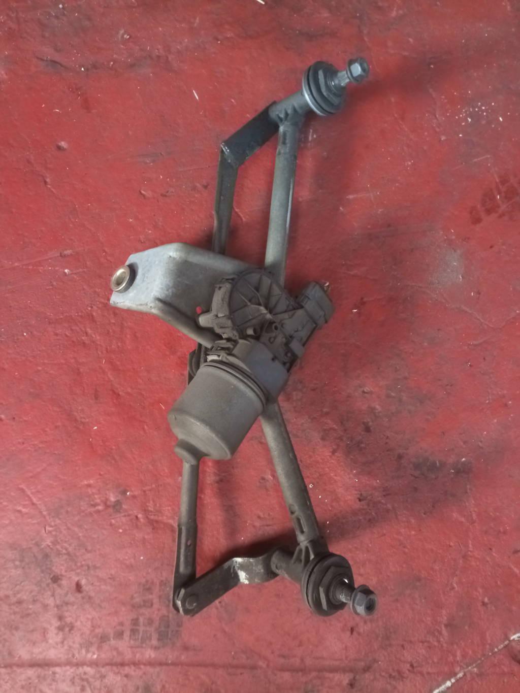 MOTOR LIMPIAPARABRISAS DL 
