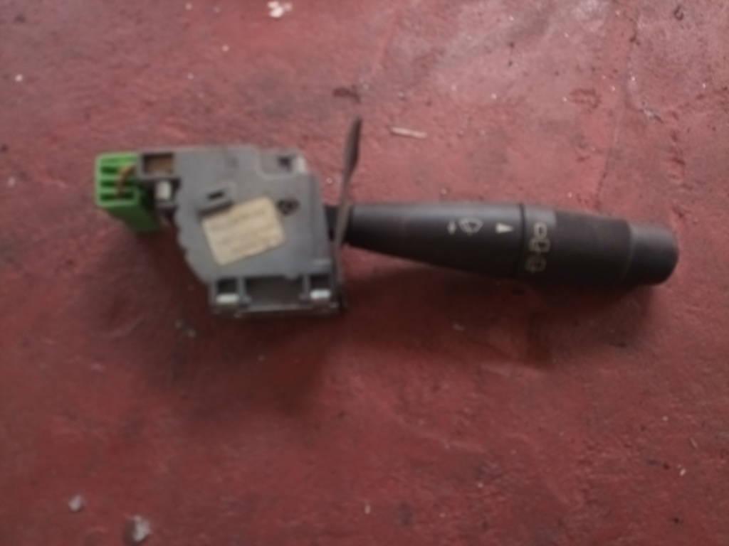 LLAVE LIMPIPARABRISAS 