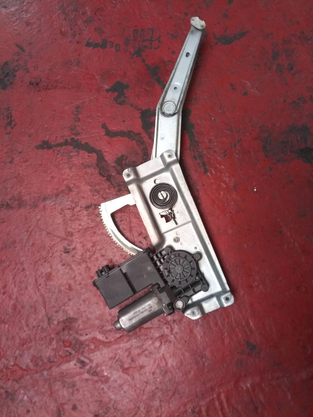 ELEVALUNAS DL IZDO