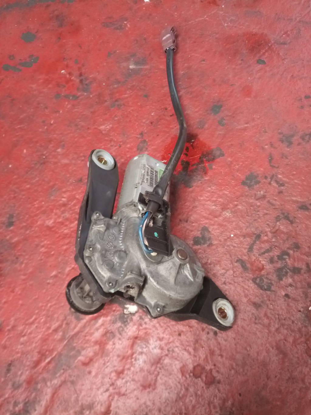 MOTOR LIMPIAPARABRISAS TR