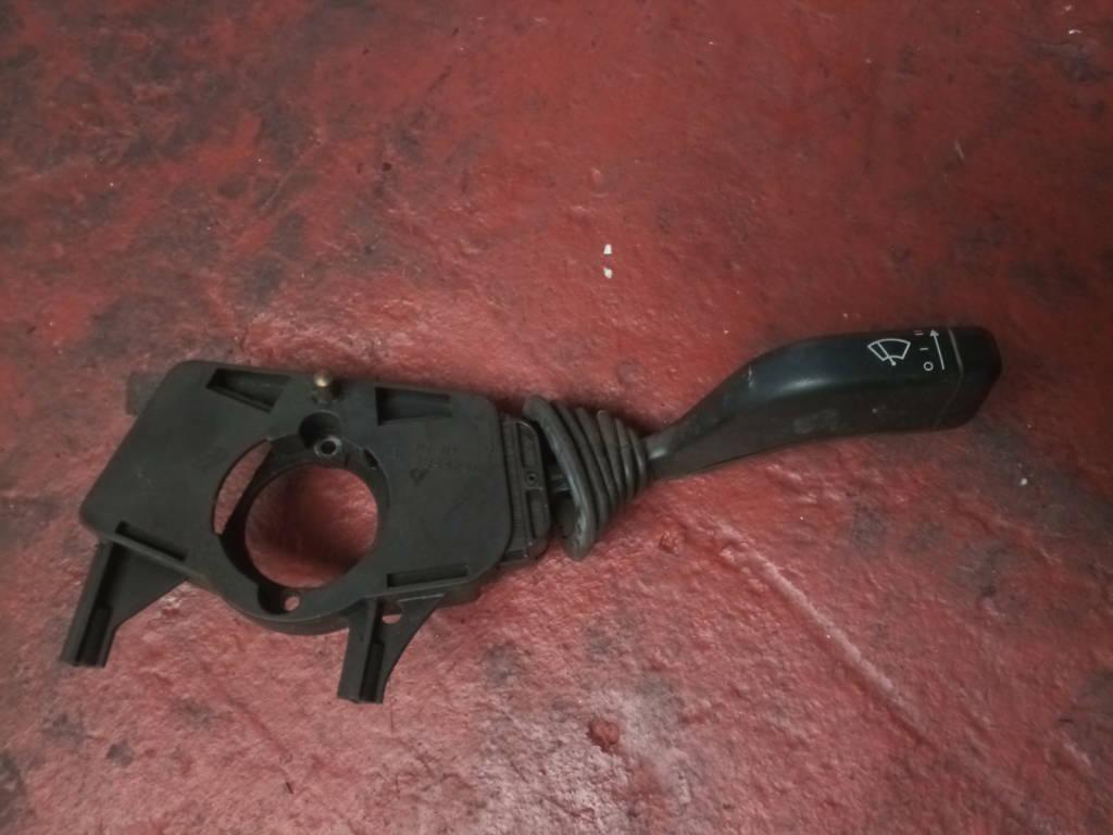 LLAVE LIMPIAPARABRISAS 