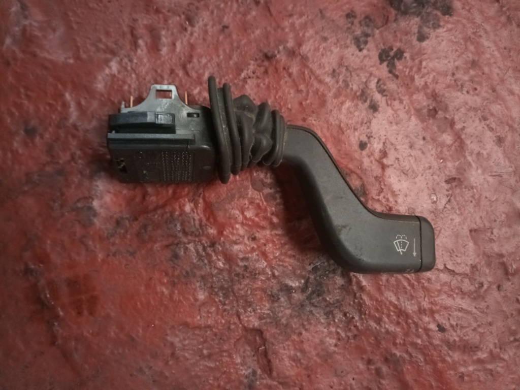 LLAVE LIMPIAPARABRISAS