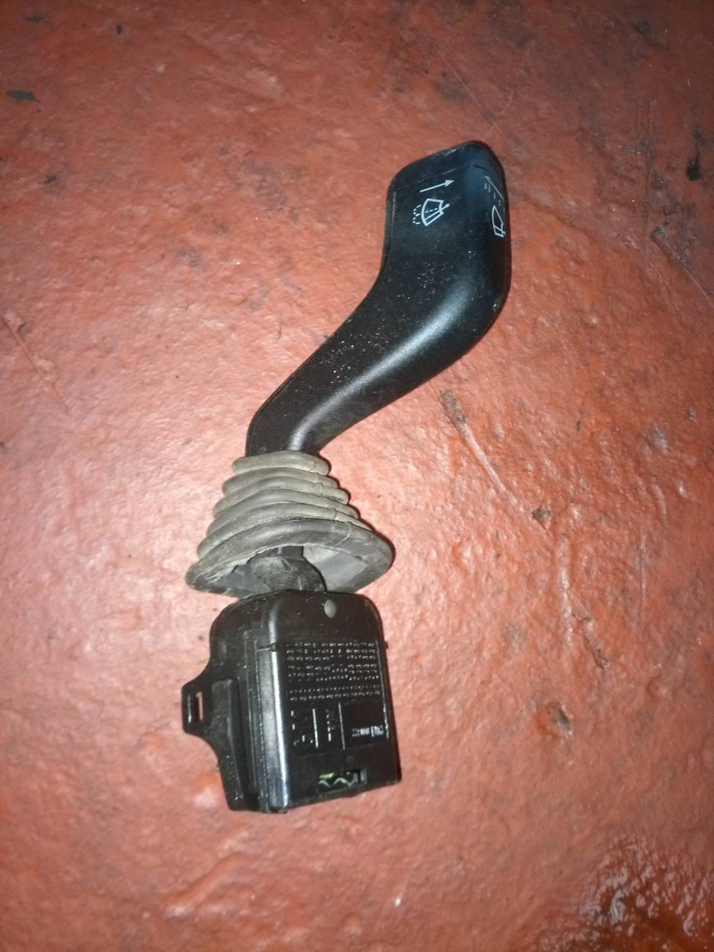 LLAVE LIMPIAPARABRISAS DL