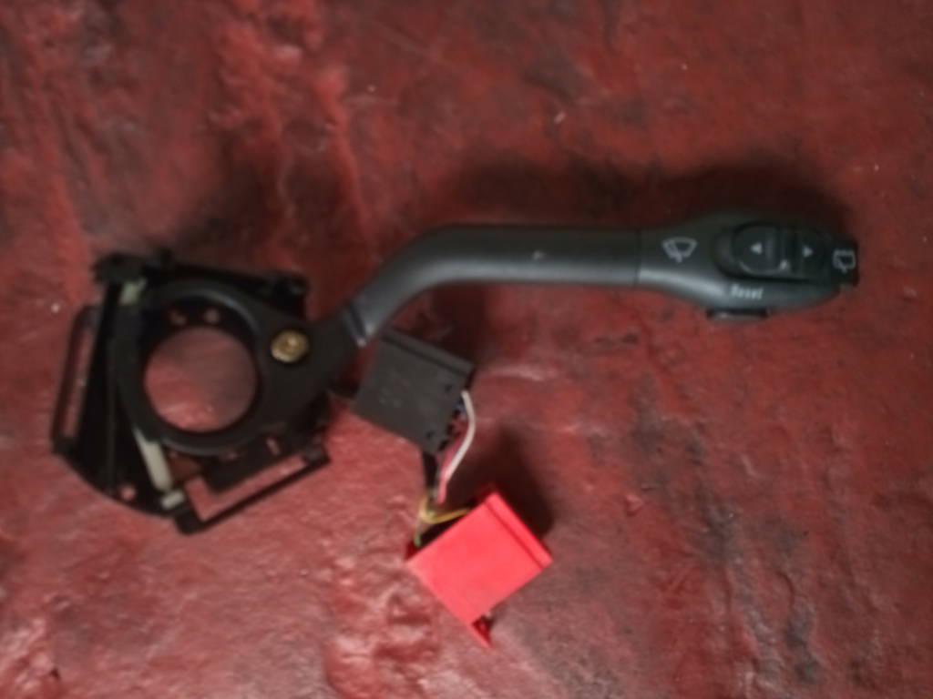 LLAVE LIMPIAPARABRISAS 