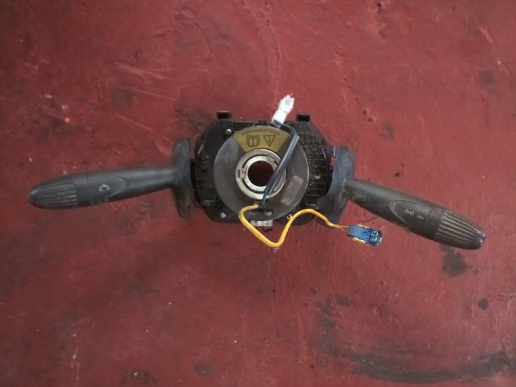 LLAVE LUCES CON ANILLO AIRBAG 
