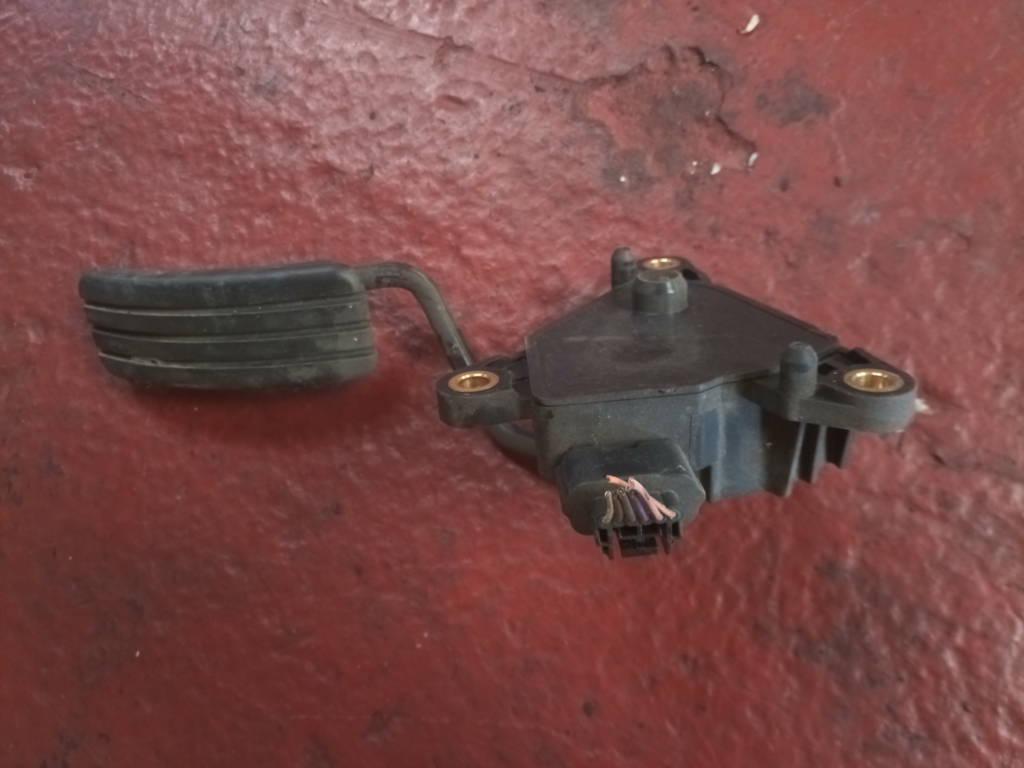  POTENCIOMETRO PEDAL 