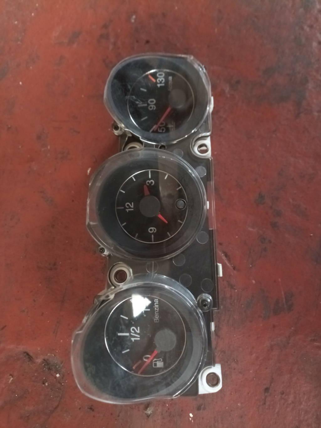 RELOJES CUADRO INSTRUMENTOS