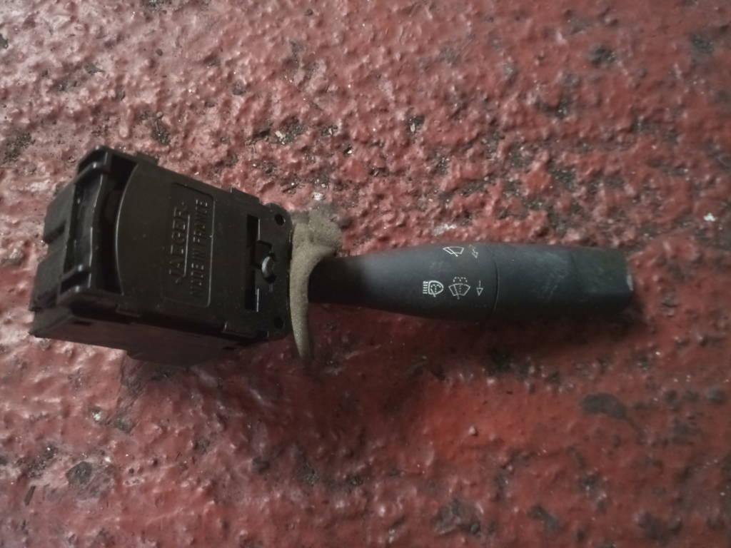 LLAVE LIMPIAPARABRISAS