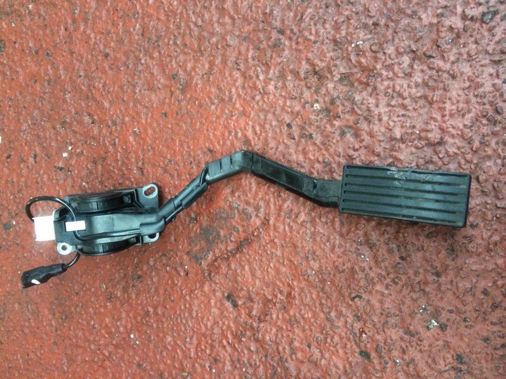 PEDAL ACELERADOR ELECTRONICO 