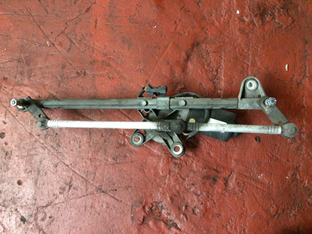 MOTOR LIMPIAPARABRISAS DL 