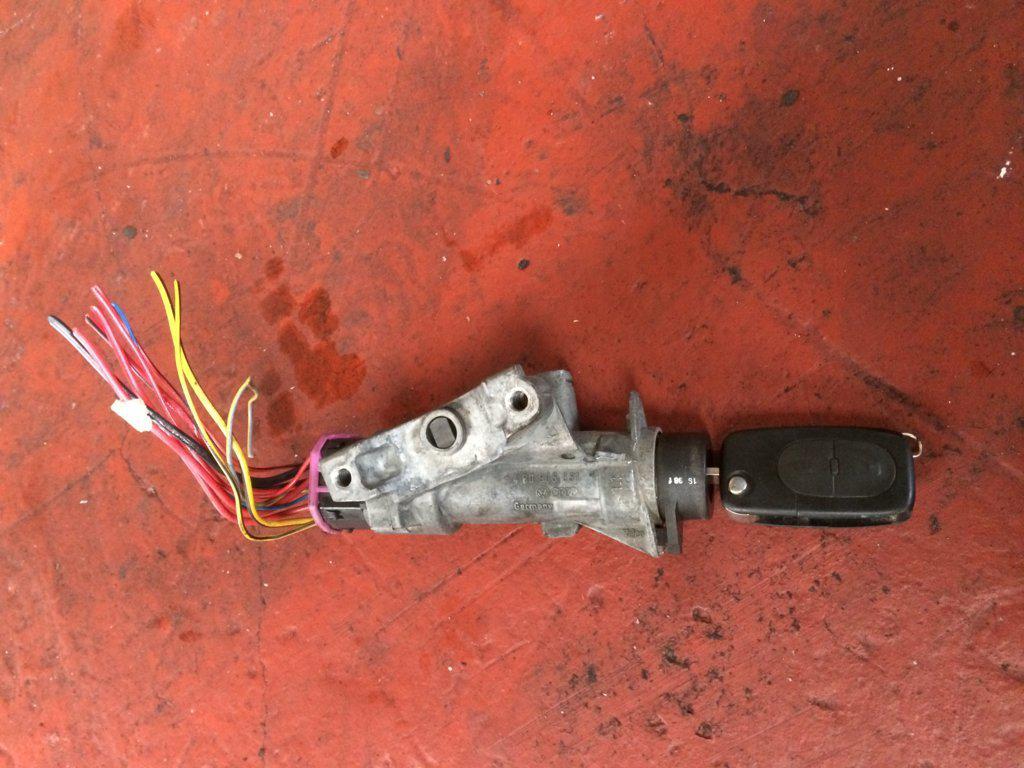 CLAUSOR+LLAVE 