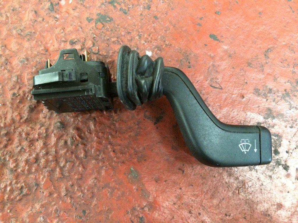 LLAVE LIMPIAPARABRISAS